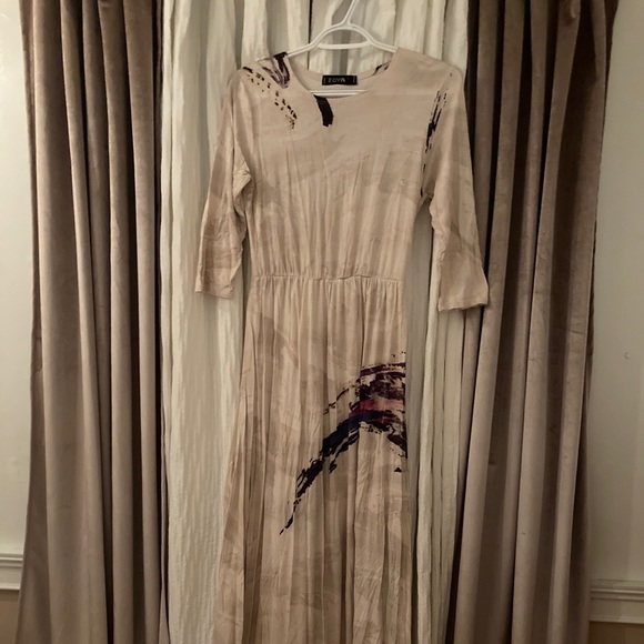 Maxi dress - Picture 3 of 12